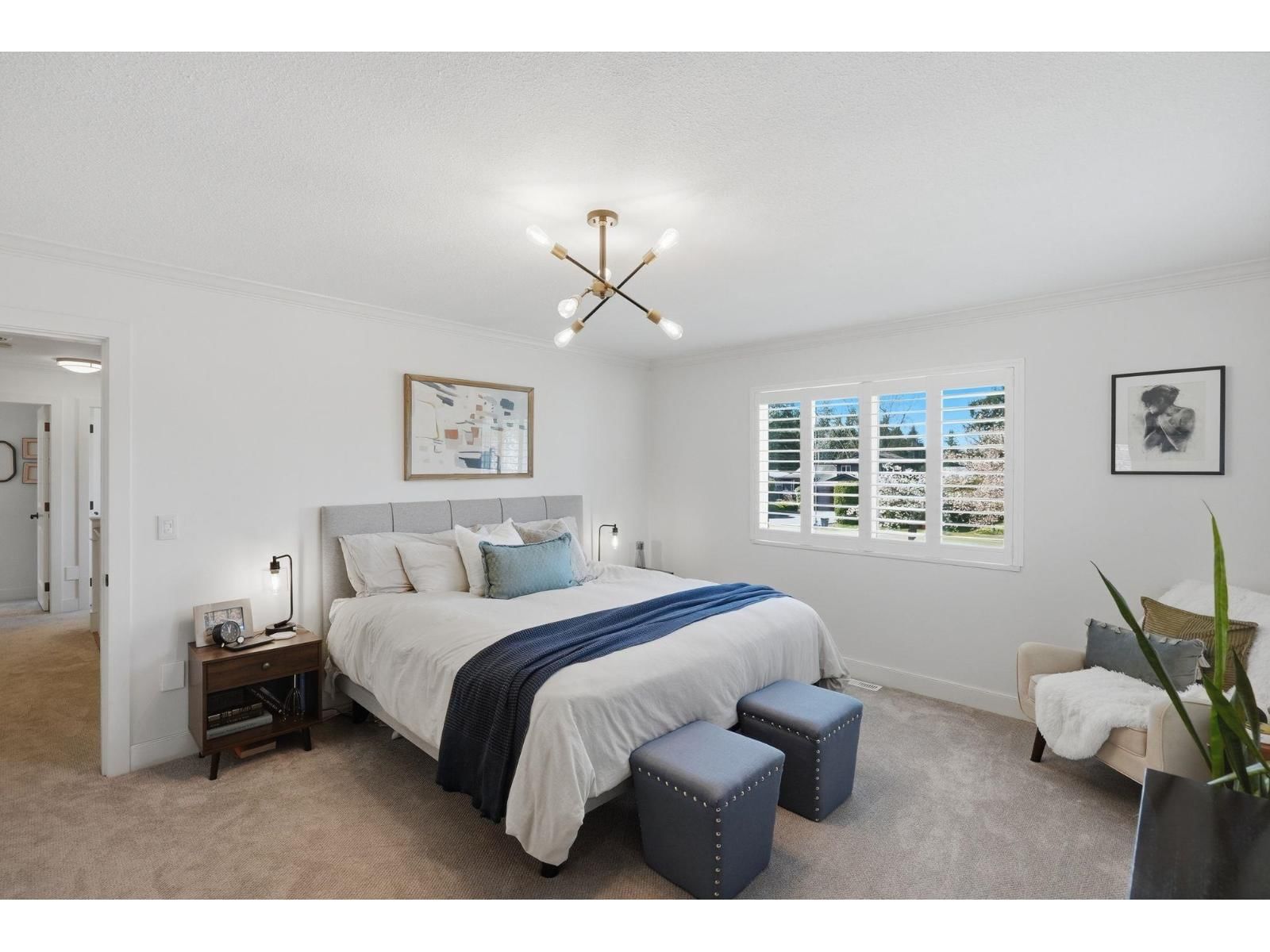 5692 247A STREET Image 24