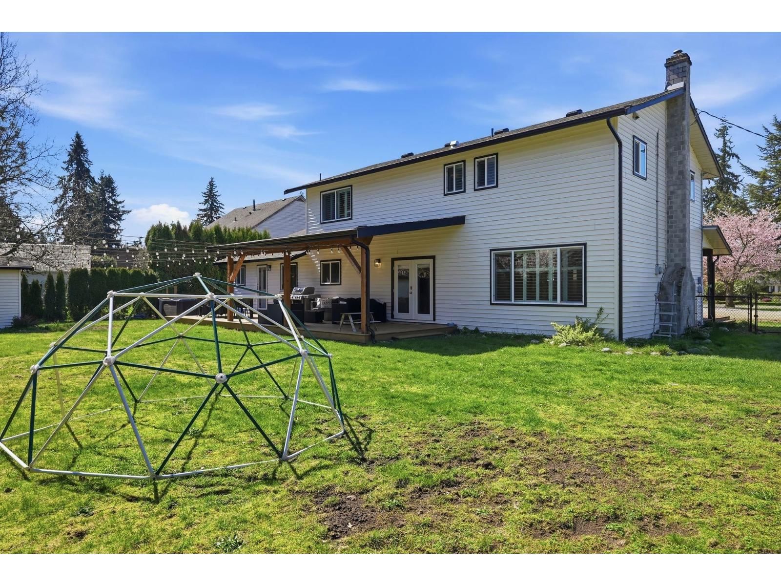 5692 247A STREET Image 31