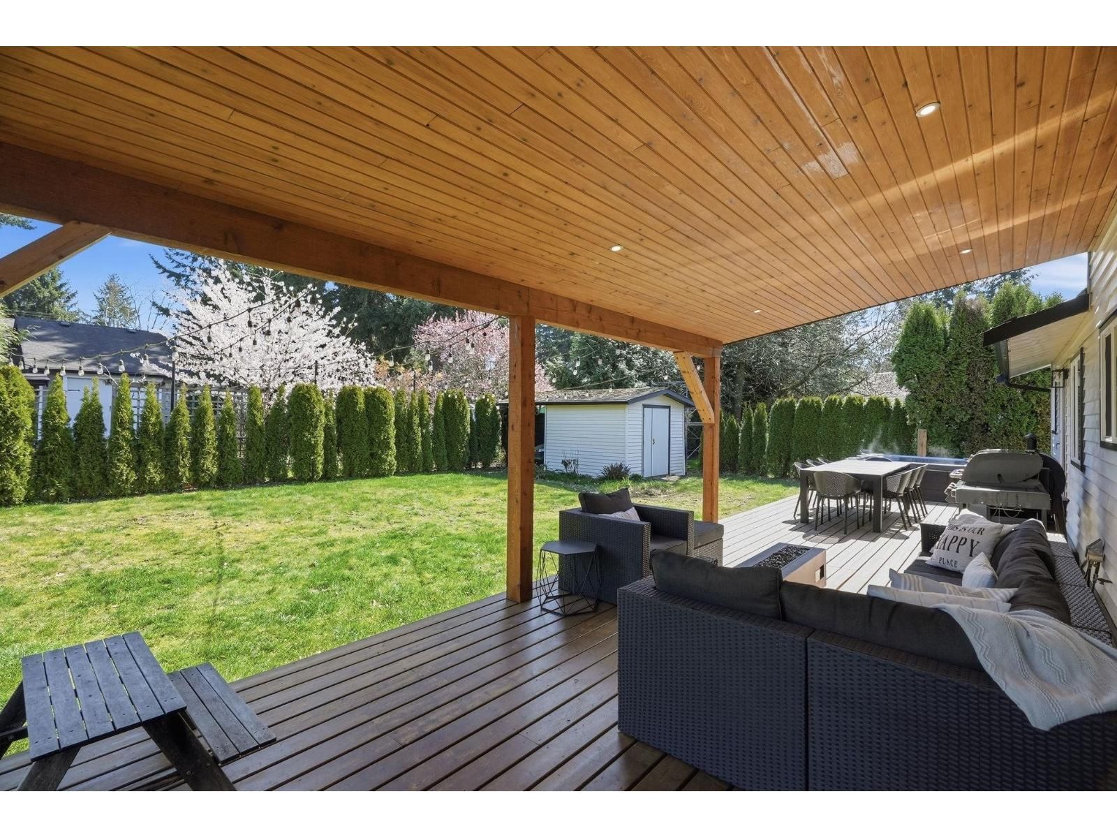 5692 247A STREET Image 35