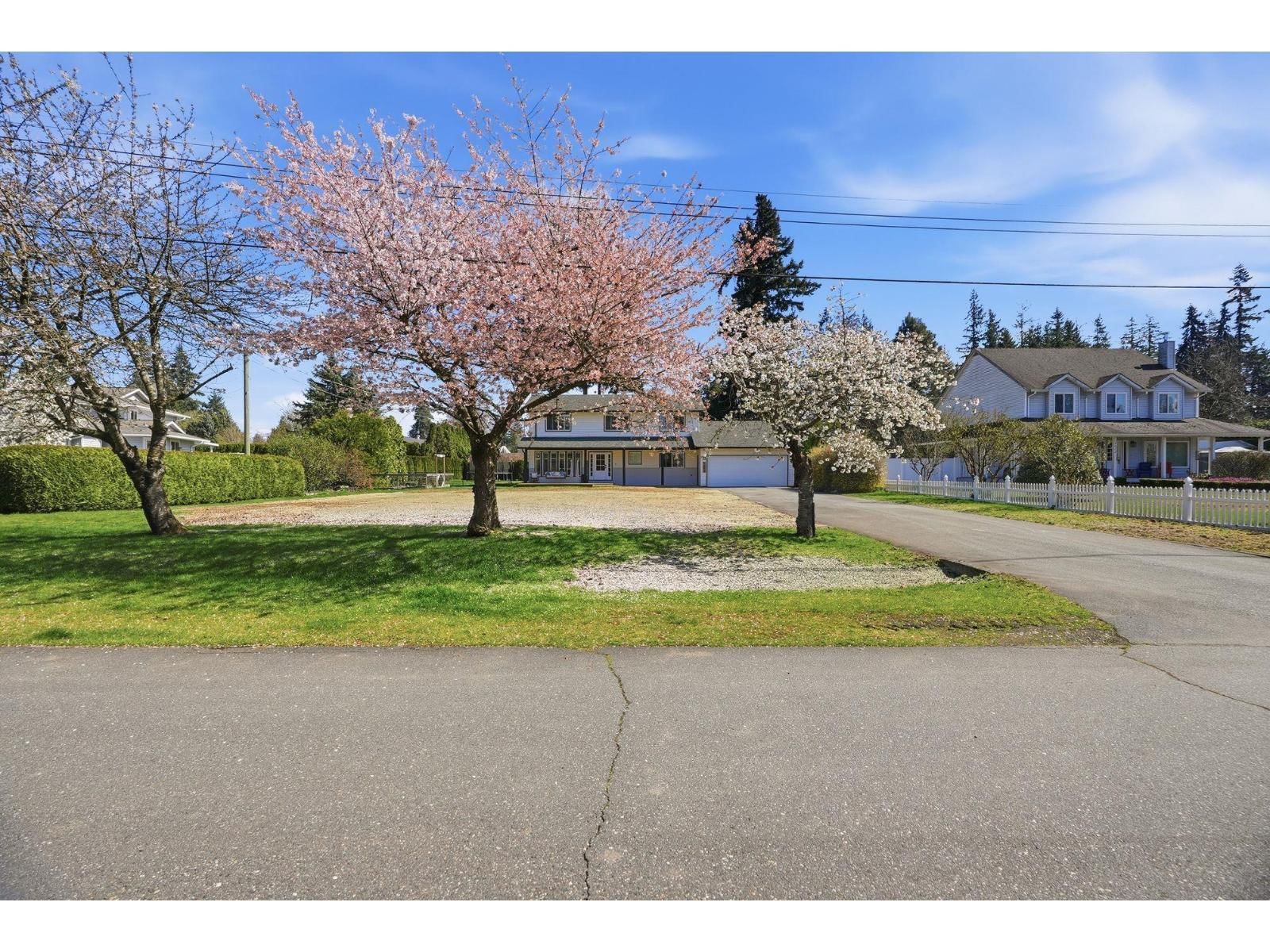 5692 247A STREET Image 37