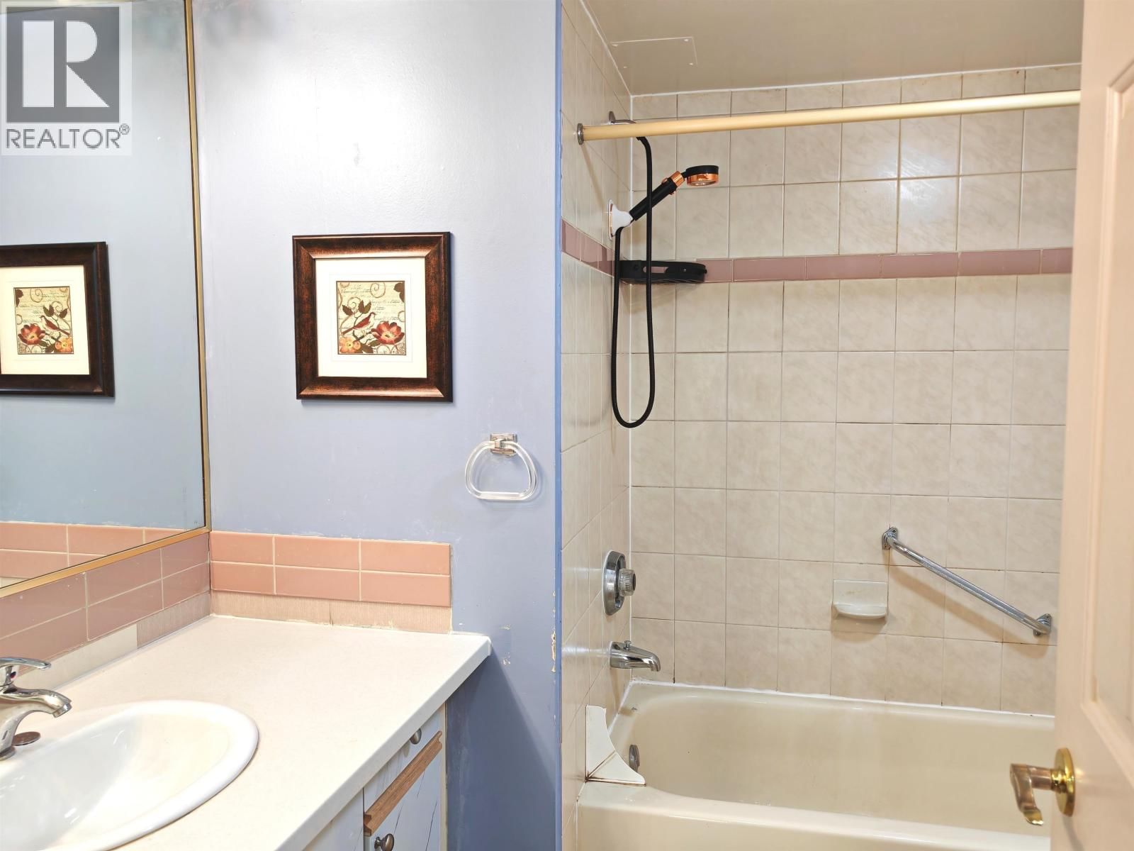 235 - 7451 MOFFATT ROAD Image 11