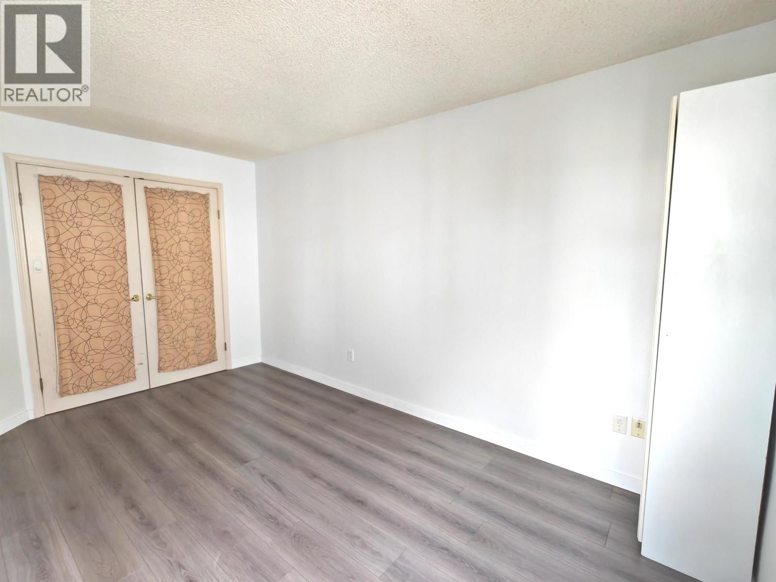 235 - 7451 MOFFATT ROAD Image 14