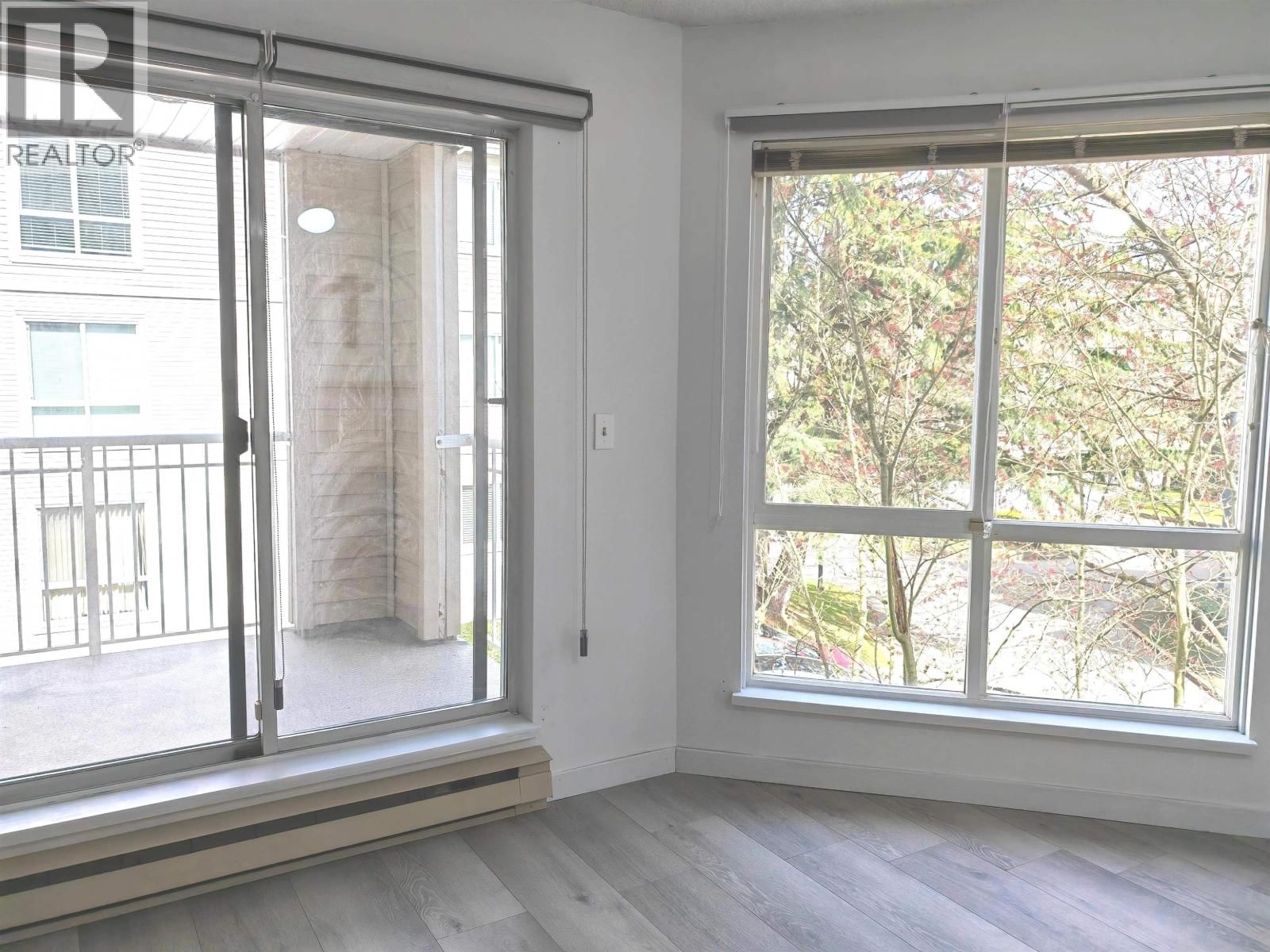 235 - 7451 MOFFATT ROAD Image 17