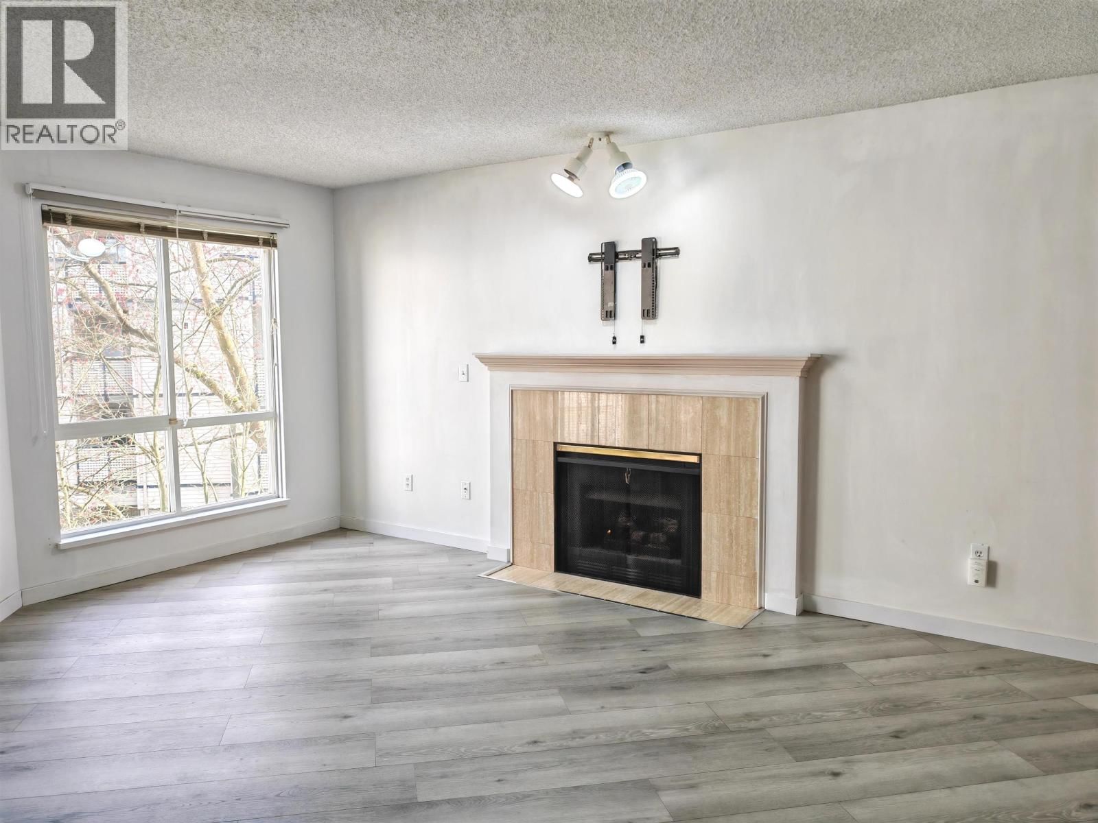 235 - 7451 MOFFATT ROAD Image 5