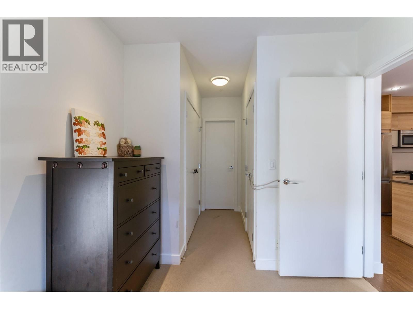 101 - 9150 UNIVERSITY HIGH STREET Image 16