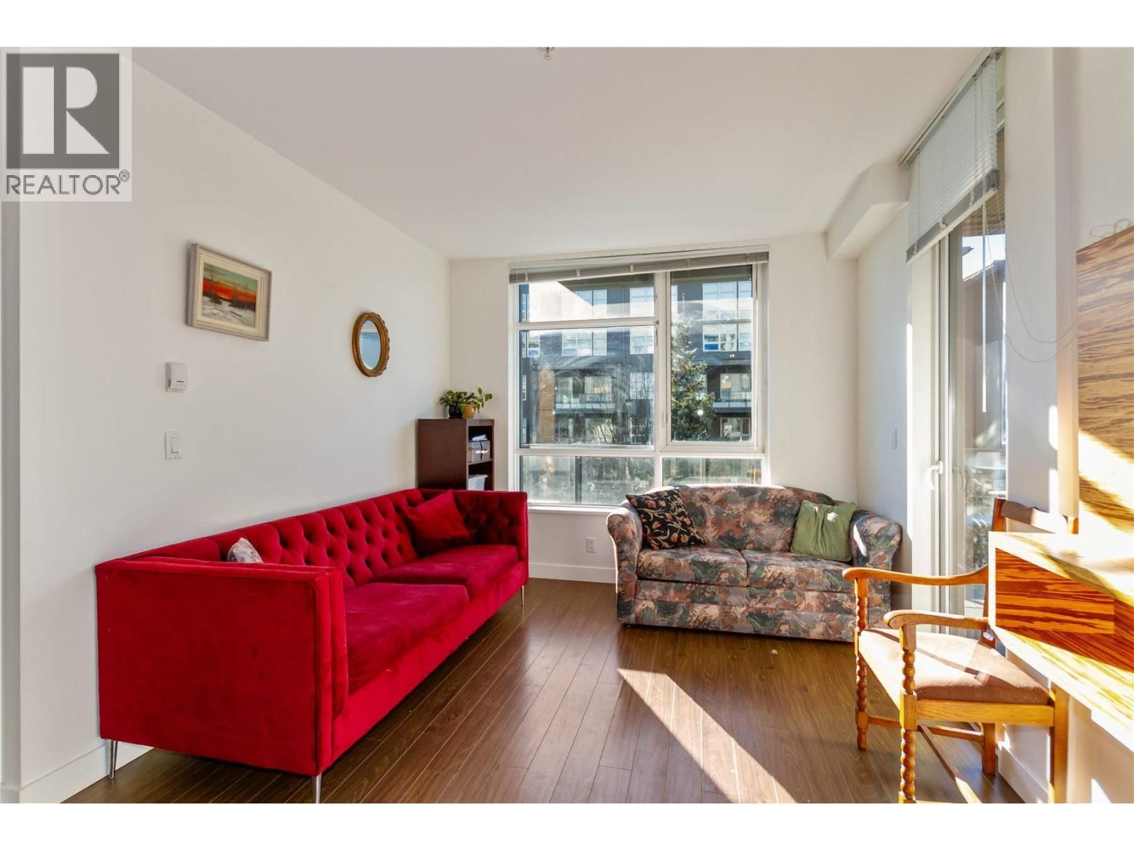 101 - 9150 UNIVERSITY HIGH STREET Image 4