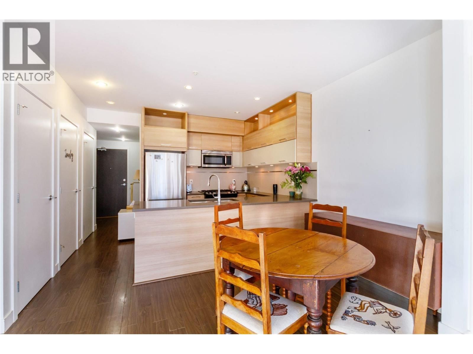 101 - 9150 UNIVERSITY HIGH STREET Image 8