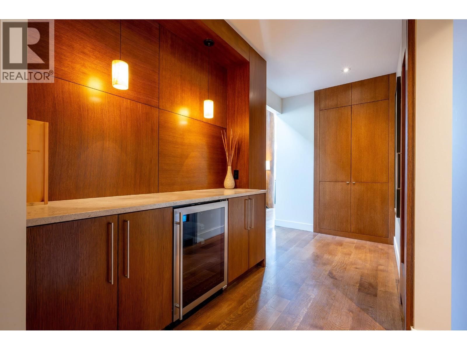 8364 MOUNTAIN VIEW DRIVE Image 13