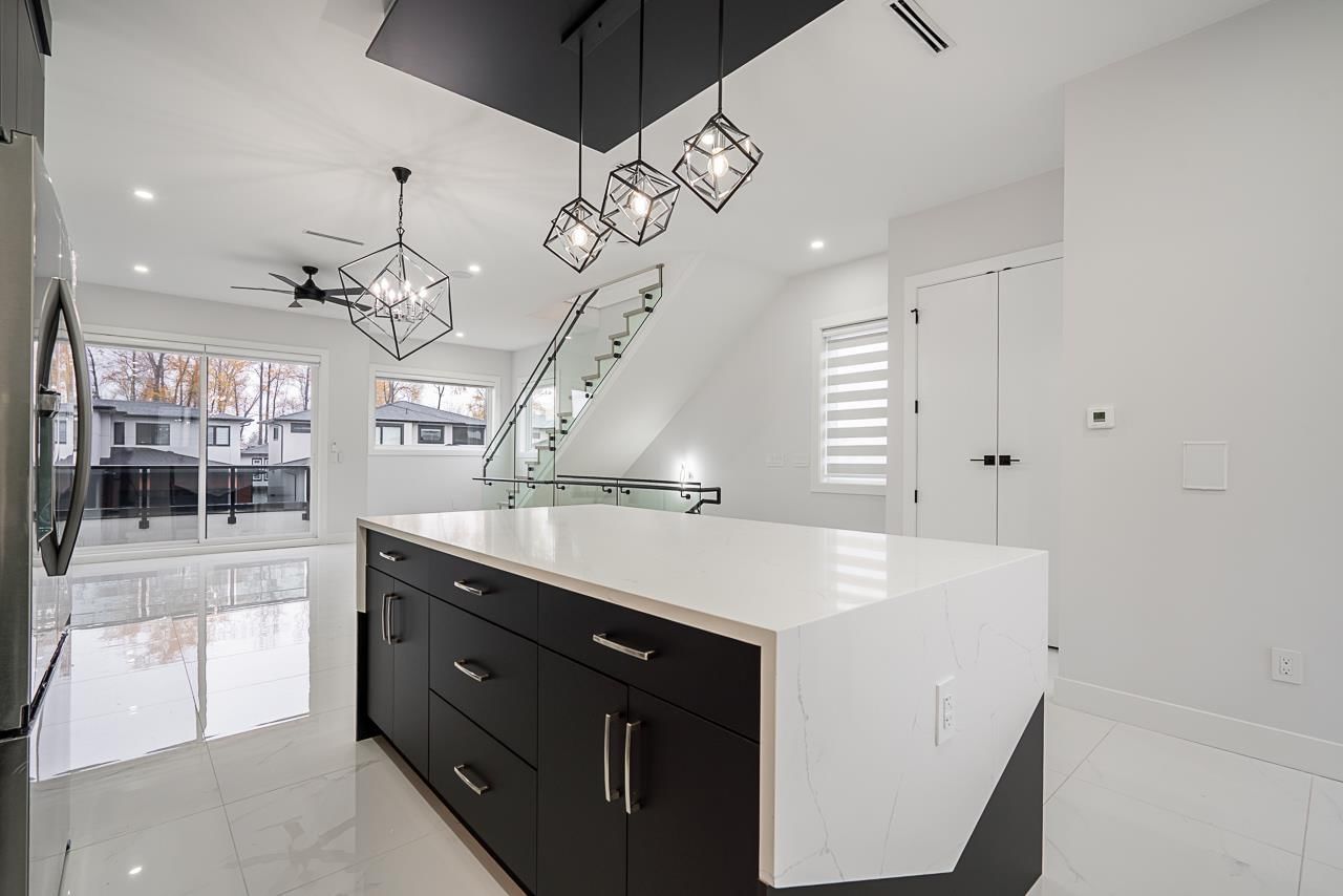 101 - 16649 18A AVENUE Image 8