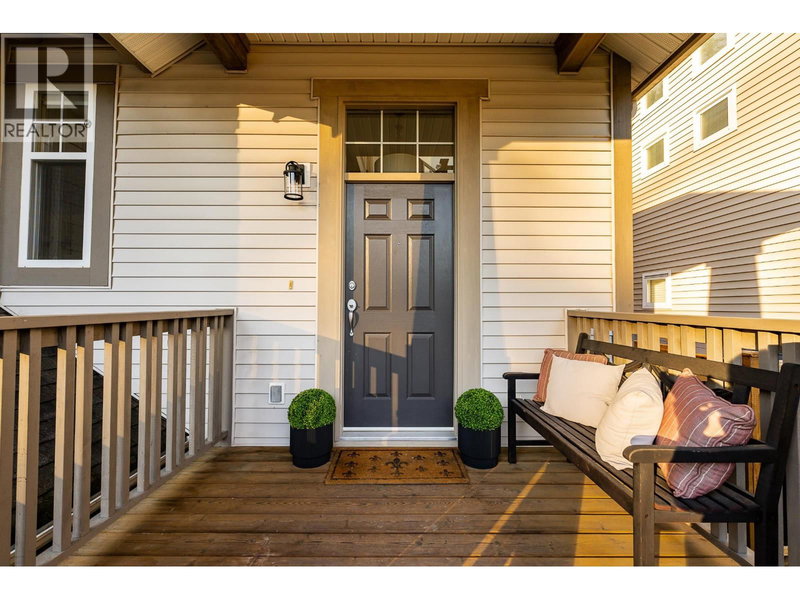 39 HOLLY Drive, Port Moody, V3H5M4 | Image 2