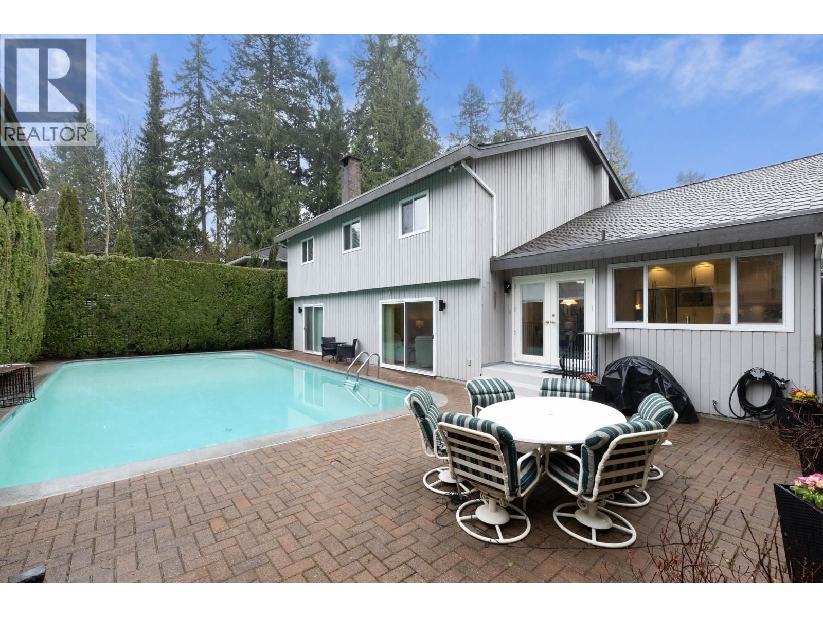 2419 SHAWNA WAY Image 33