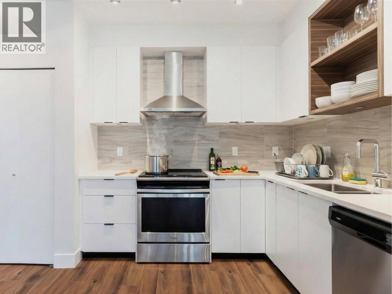 240 - 5355 LANE Street, Burnaby, V5H0H1 | Image 3