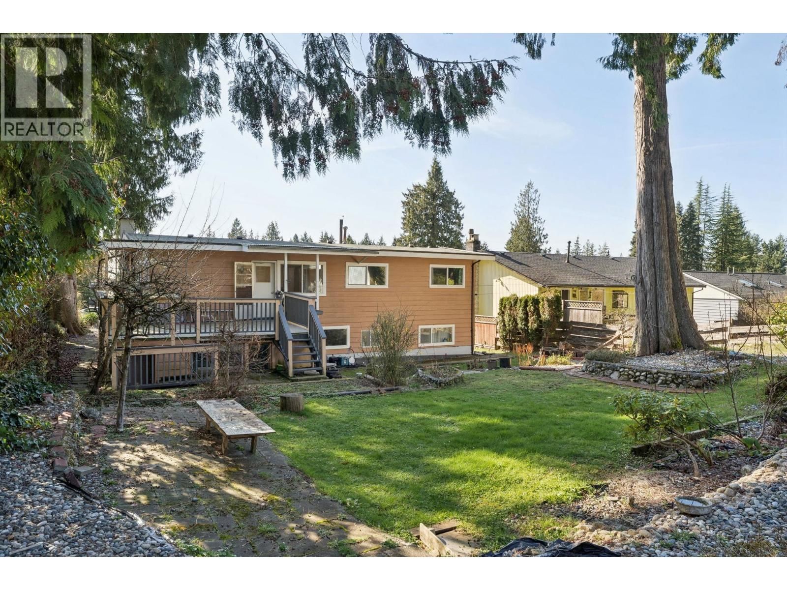 922 CANYON BOULEVARD Image 13