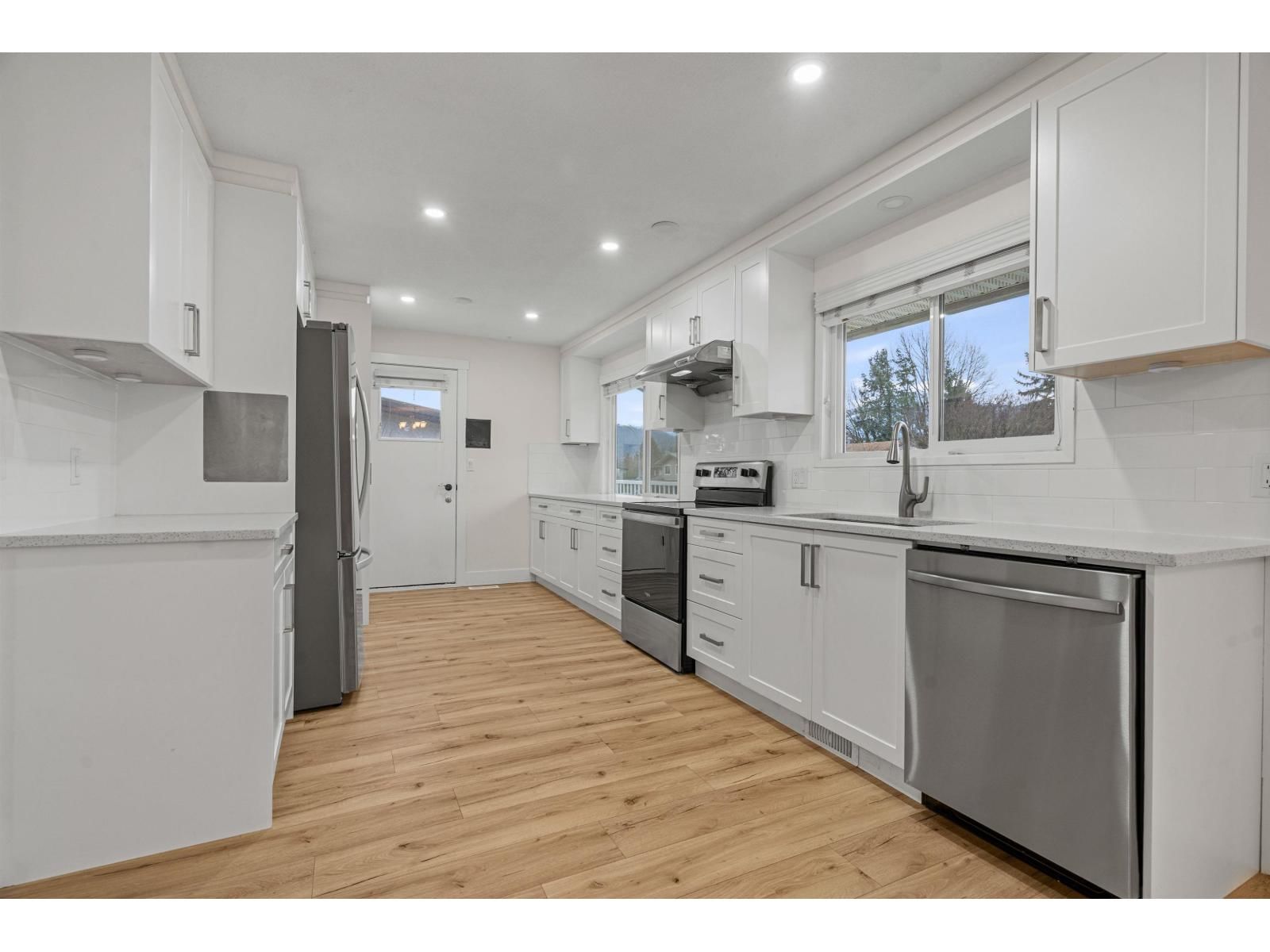 45187 MOUNTVIEW WAY Image 10