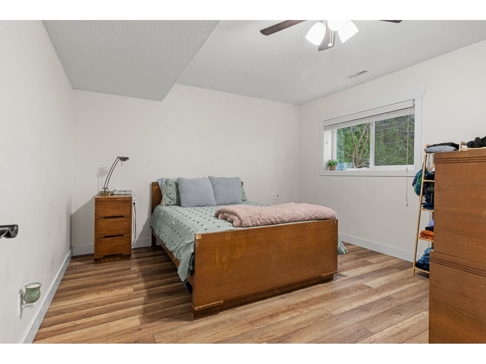 45187 MOUNTVIEW WAY Image 27