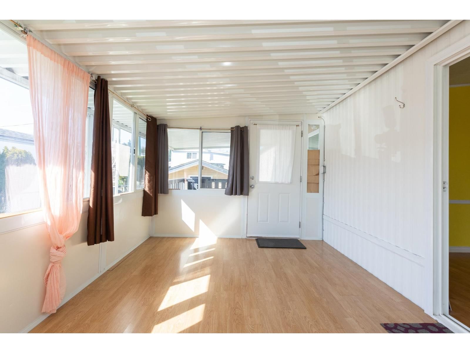 129 - 27111 0 AVENUE Image 17