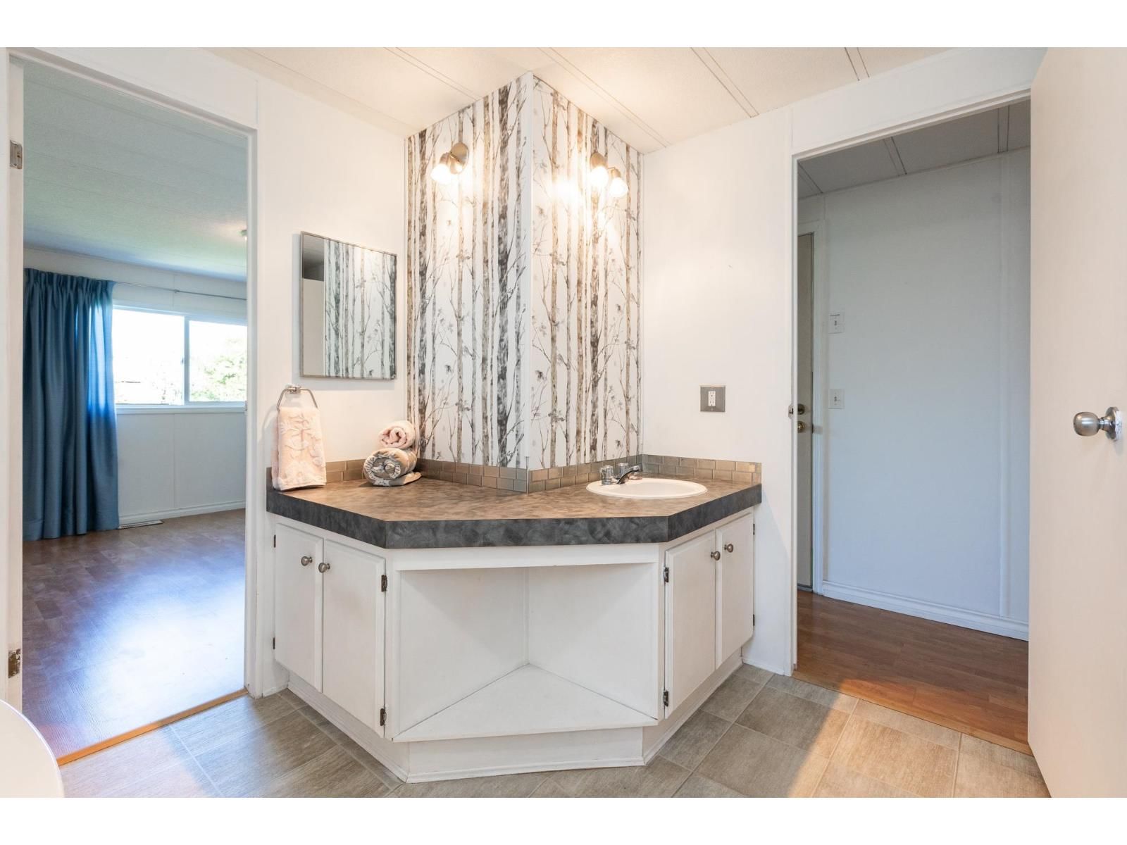 129 - 27111 0 AVENUE Image 26