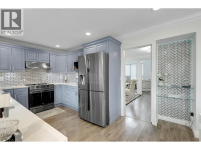 3070 WADDINGTON Place | Coquitlam British Columbia | Slide Image Eleven