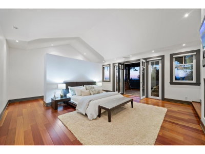 2737 CRESCENT Drive | Surrey British Columbia | Slide Image Twenty-five