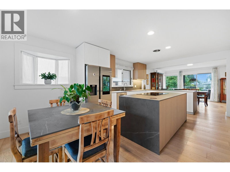 6422 DOUGLAS Street, West Vancouver, V7W2G2 | Image 3