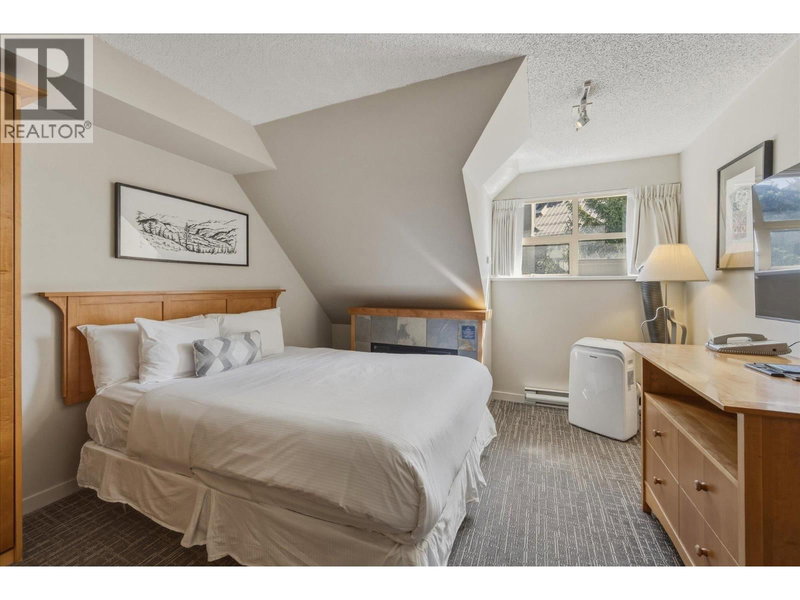 4402 - 4295 BLACKCOMB Way, Whistler, V8E0X2 | Image 3