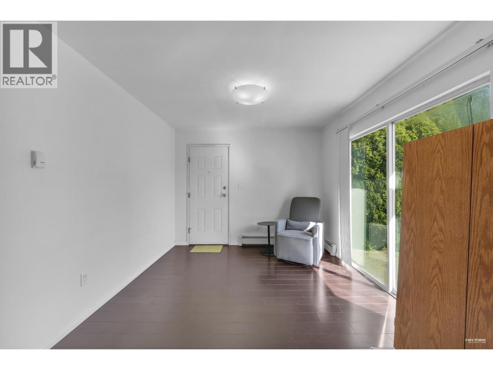 7125 MAIN STREET Image 25