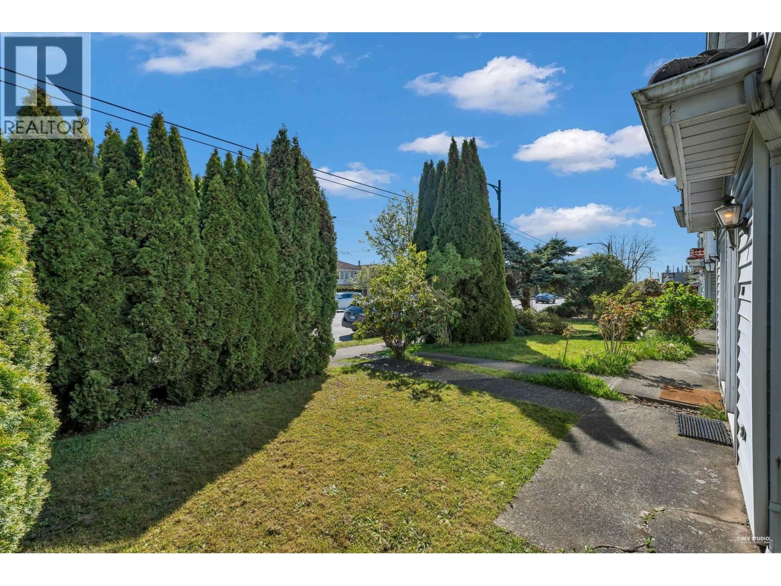 7125 MAIN STREET Image 27