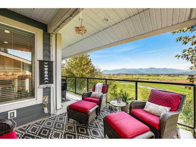 50634 LEDGESTONE Place | Chilliwack British Columbia | Slide Image Sixteen