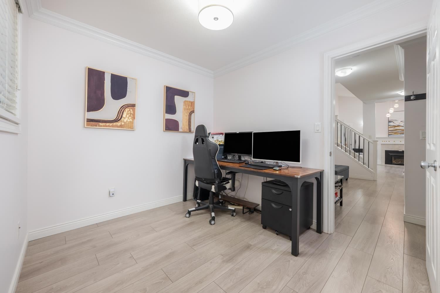 8769 215B STREET Image 13