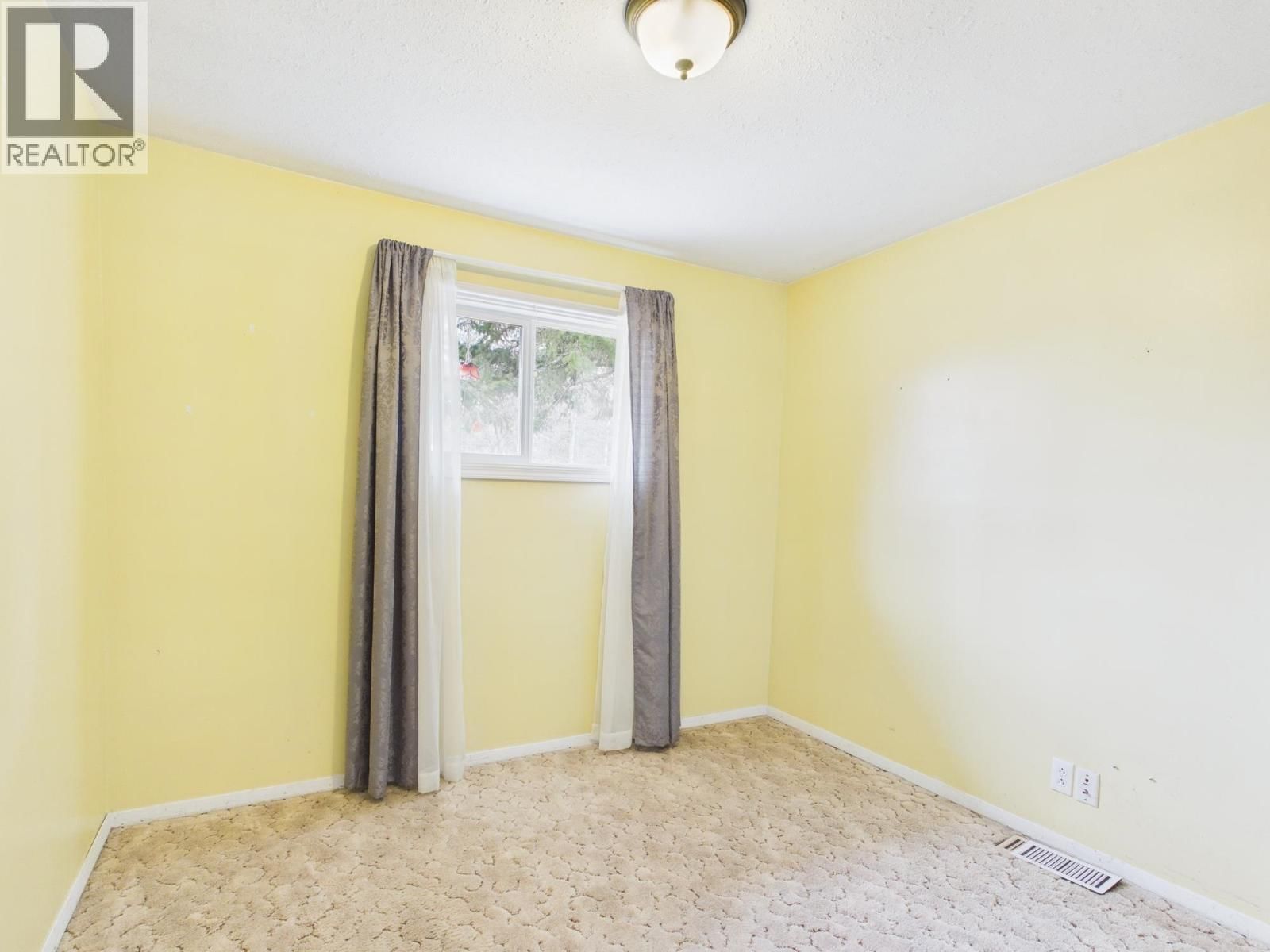 1115 DENNY ROAD Image 14