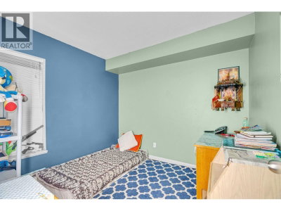 22277 122 Avenue | Maple Ridge British Columbia | Slide Image Eleven