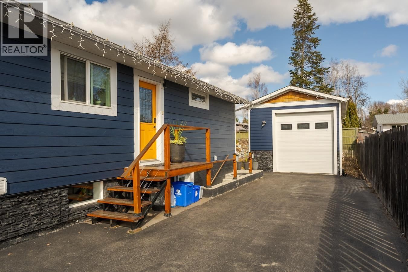 6610 ESSEX CRESCENT Image 37