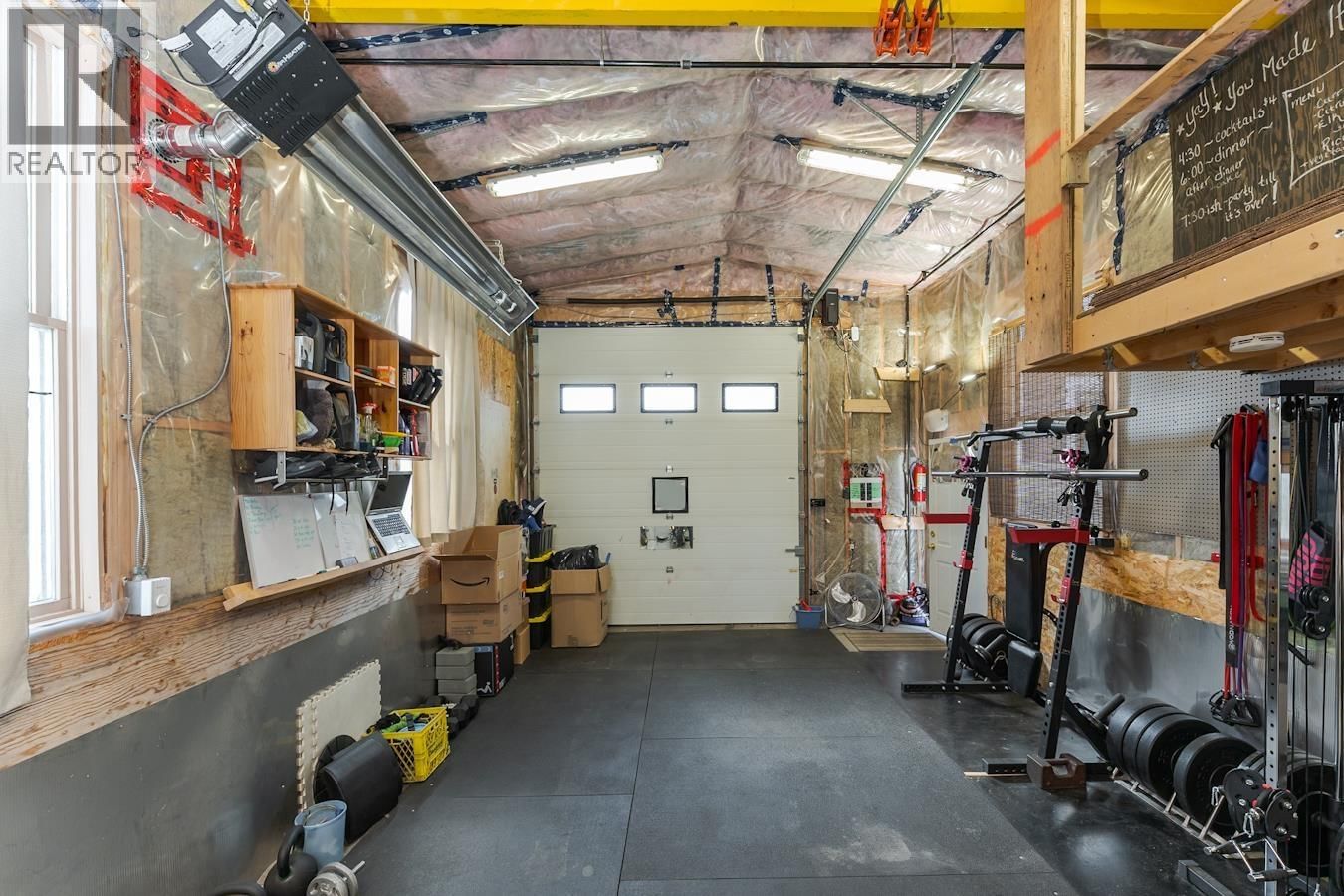 6610 ESSEX CRESCENT Image 39