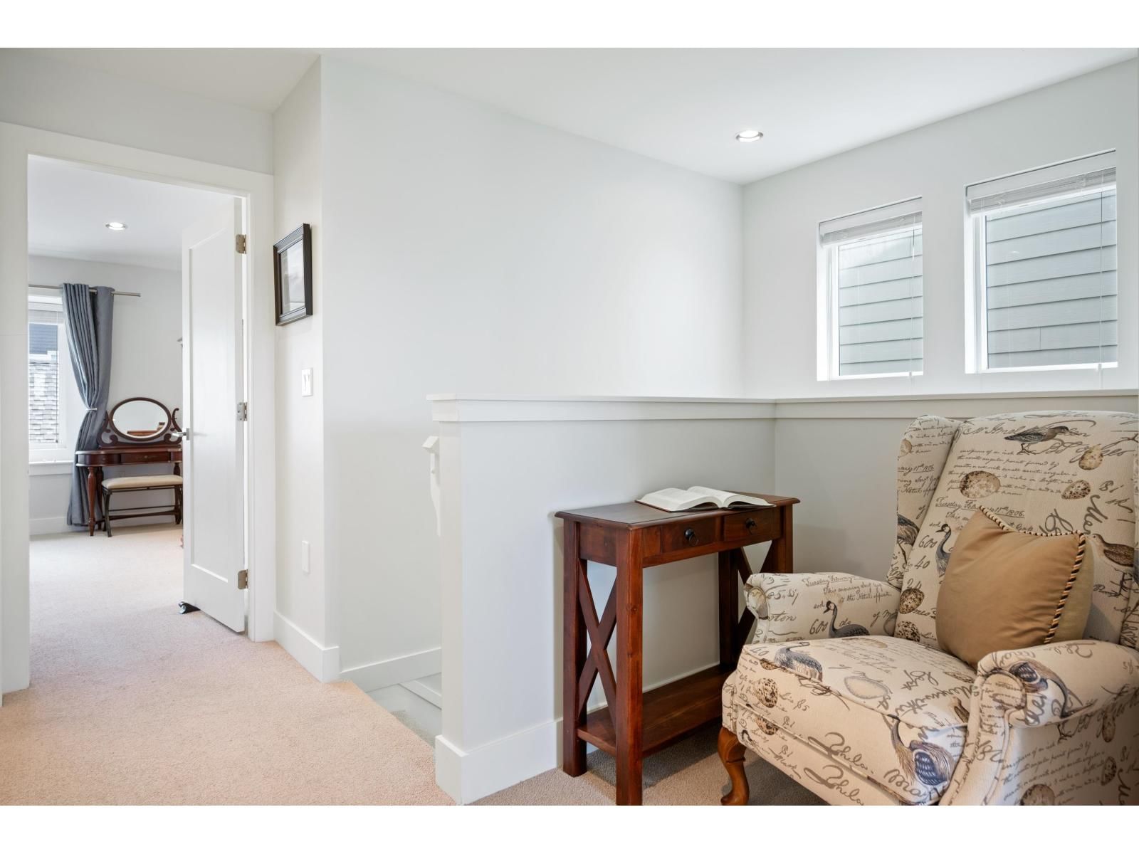 2158 165A STREET Image 16