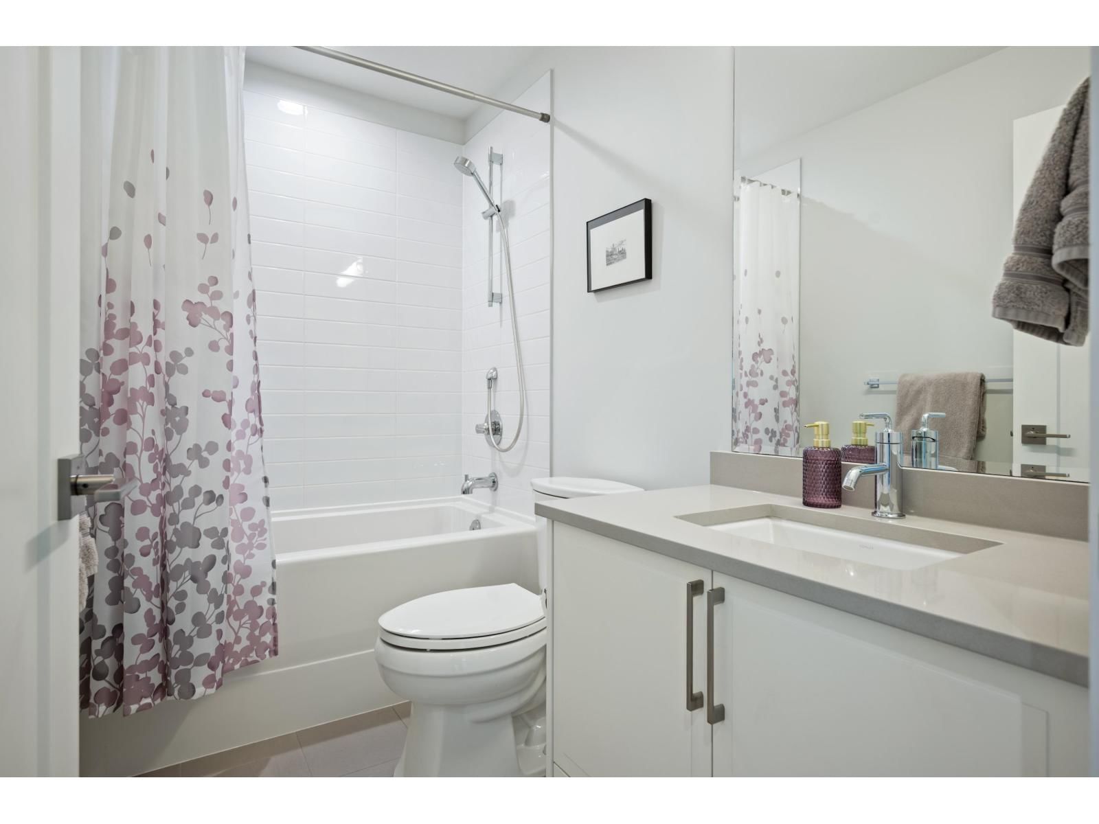 2158 165A STREET Image 25