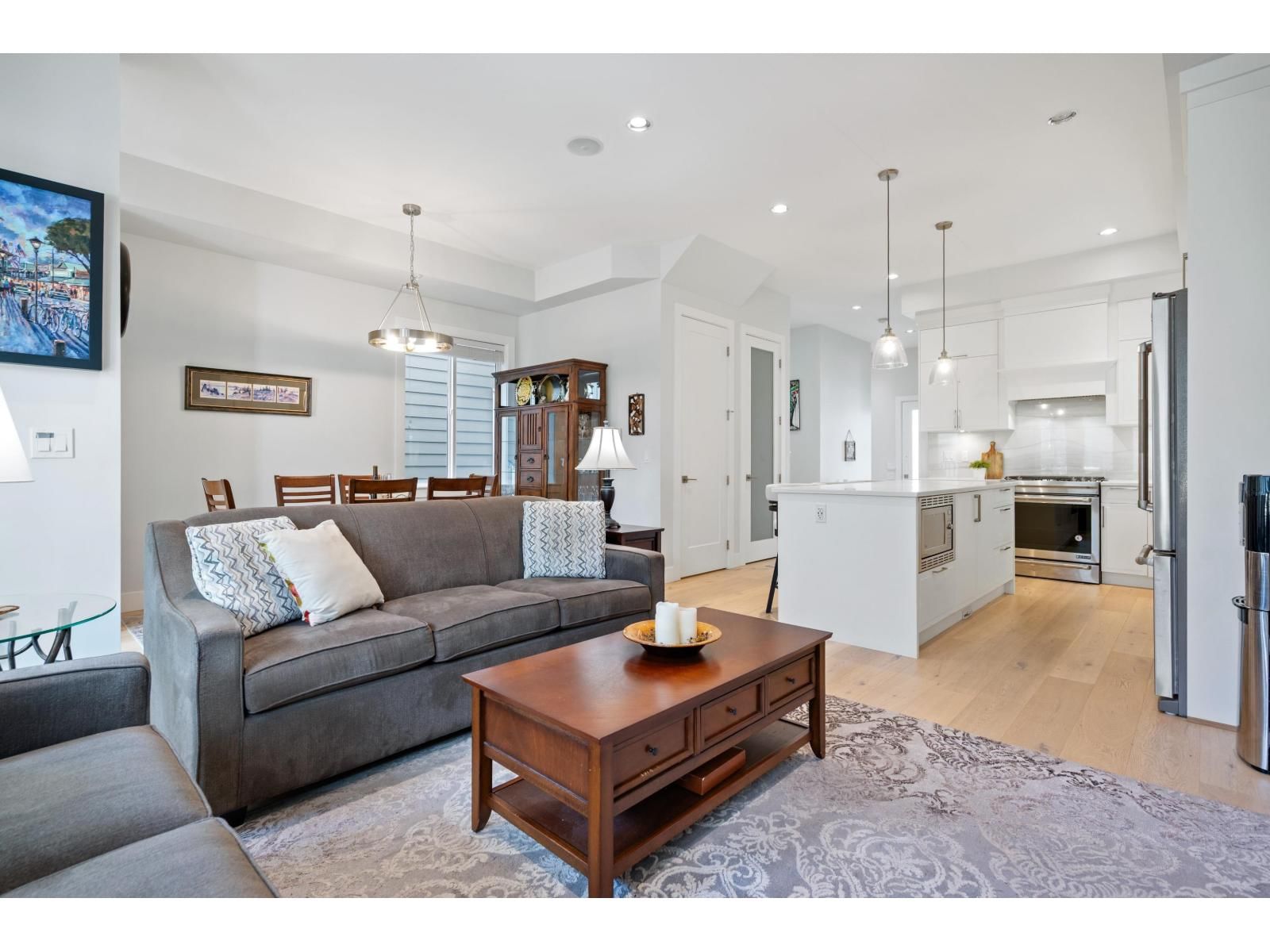 2158 165A STREET Image 6