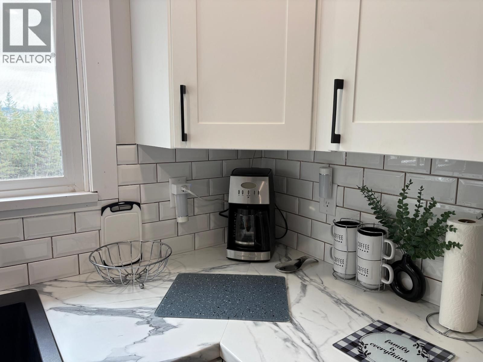 7665 BURGESS ROAD Image 26