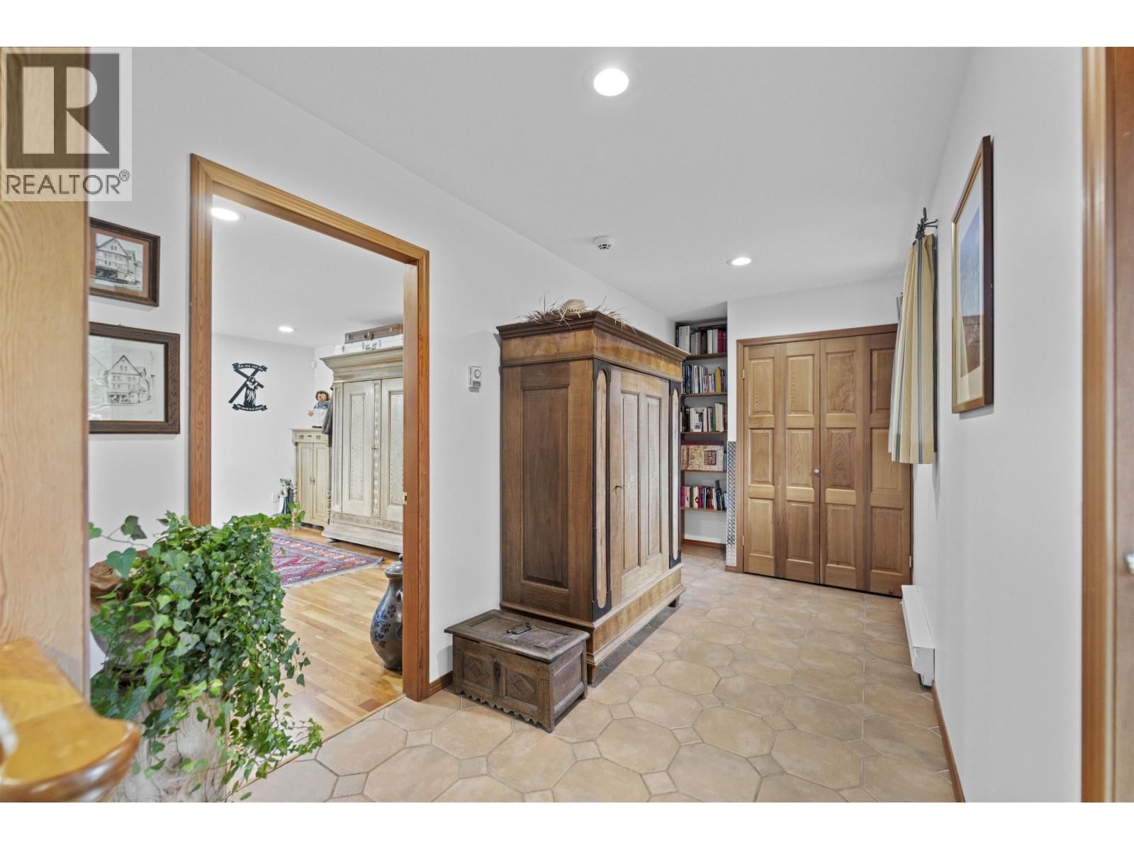 6649 SVEN ROAD Image 15