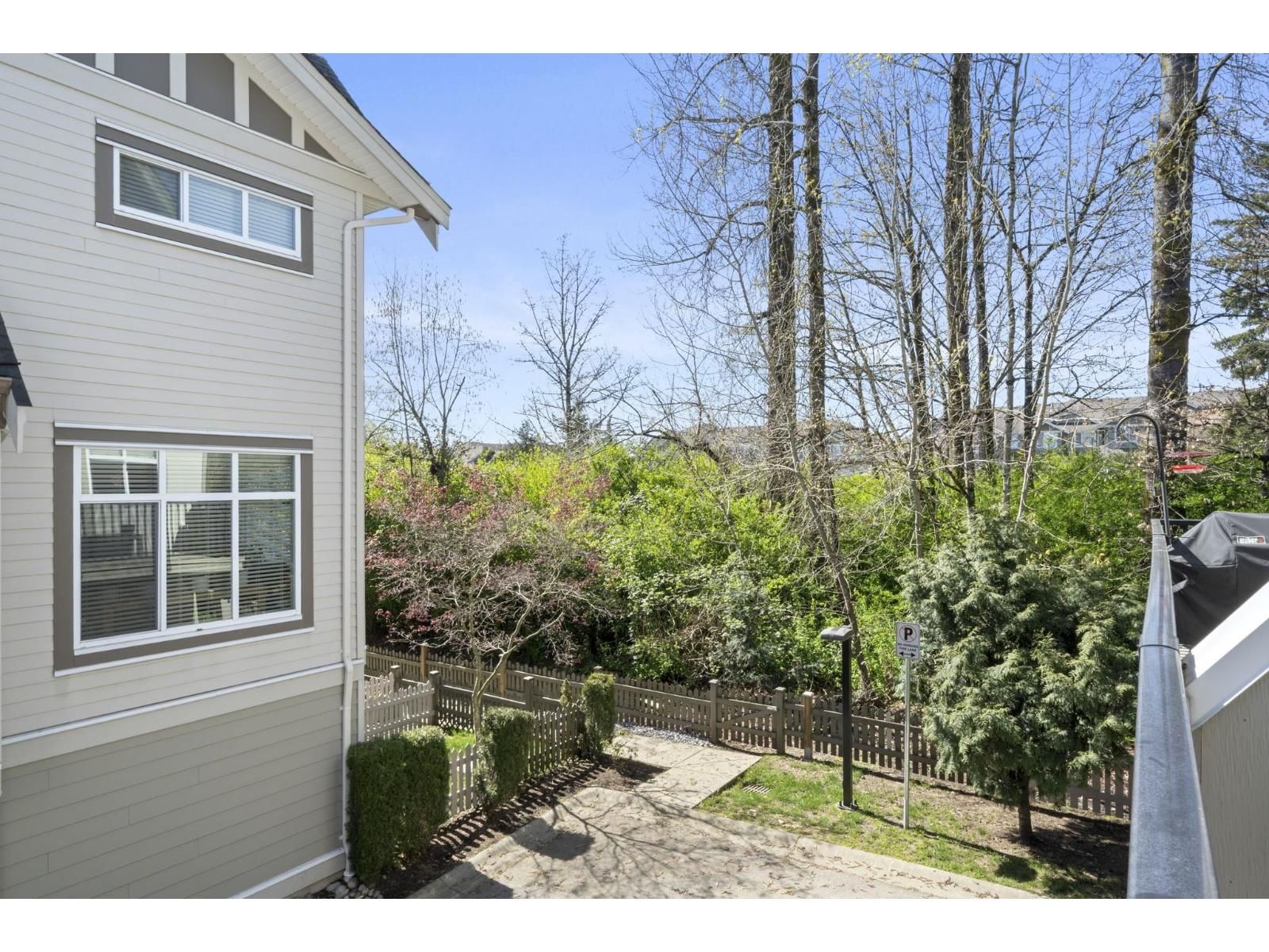 62 - 6591 195A STREET Image 11