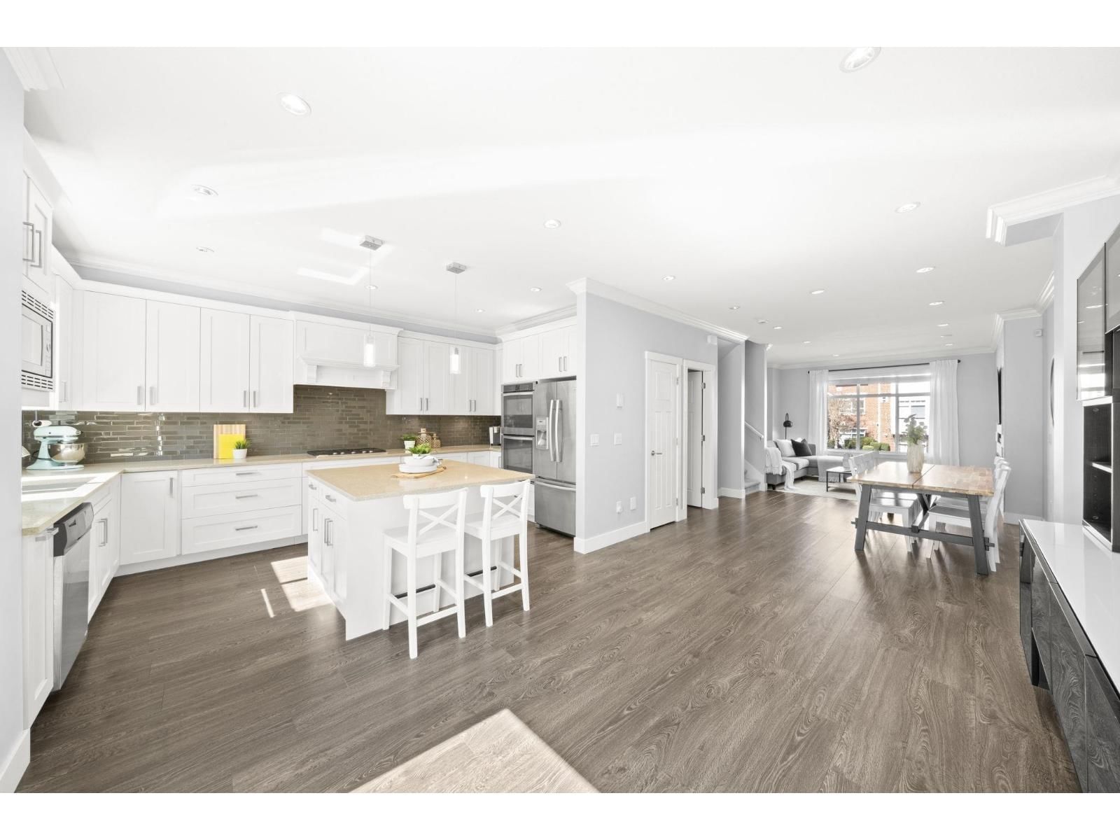 62 - 6591 195A STREET Image 13