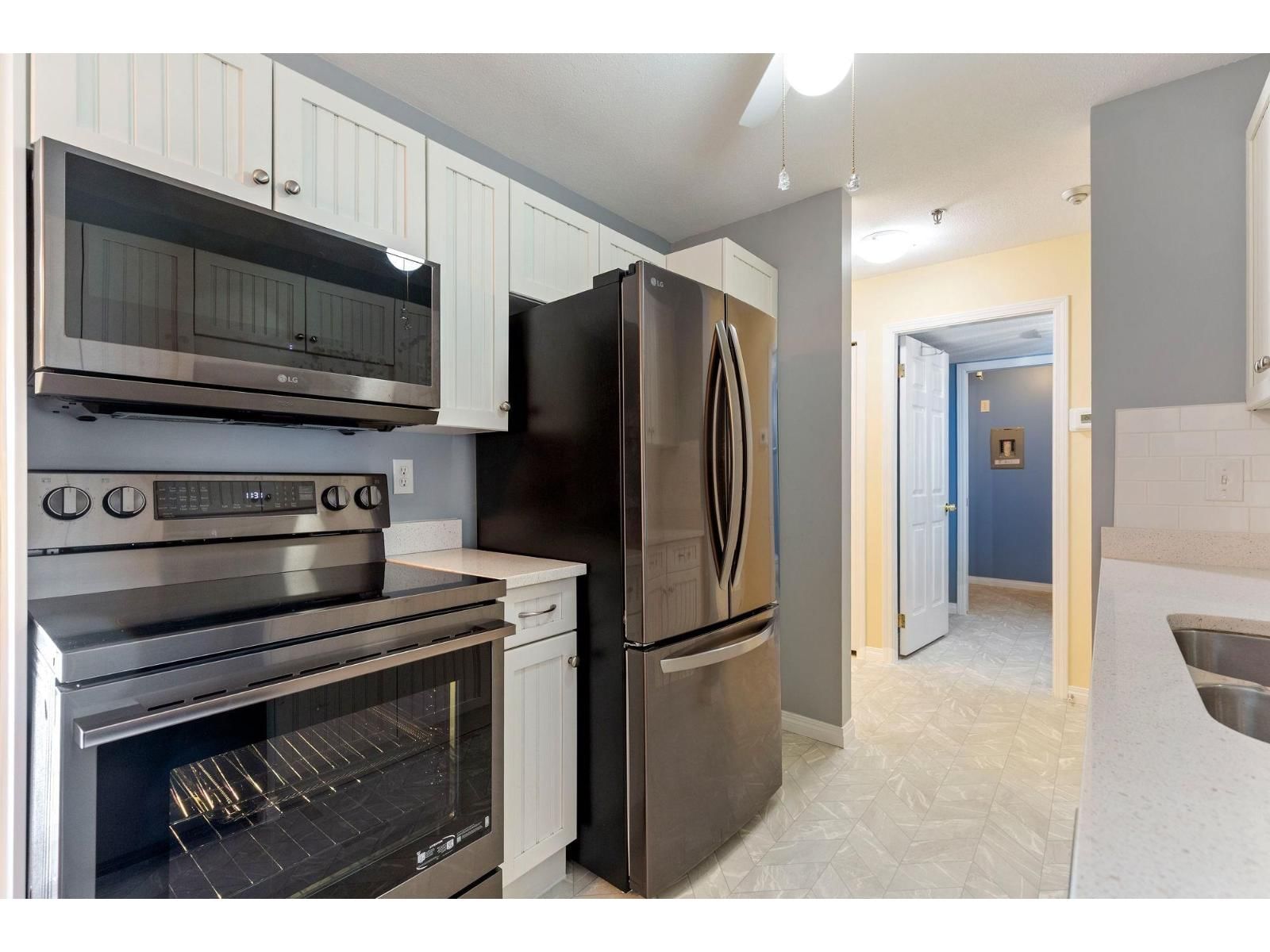 104 - 33535 KING ROAD Image 3