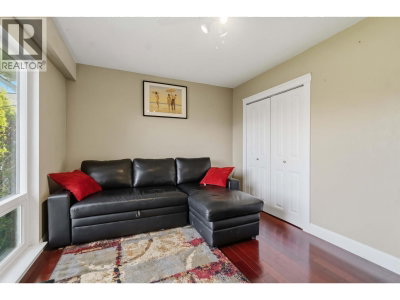 2331 HENRY Street | Port Moody British Columbia | Slide Image Sixteen