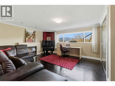 2331 HENRY Street | Port Moody British Columbia | Slide Image Nineteen