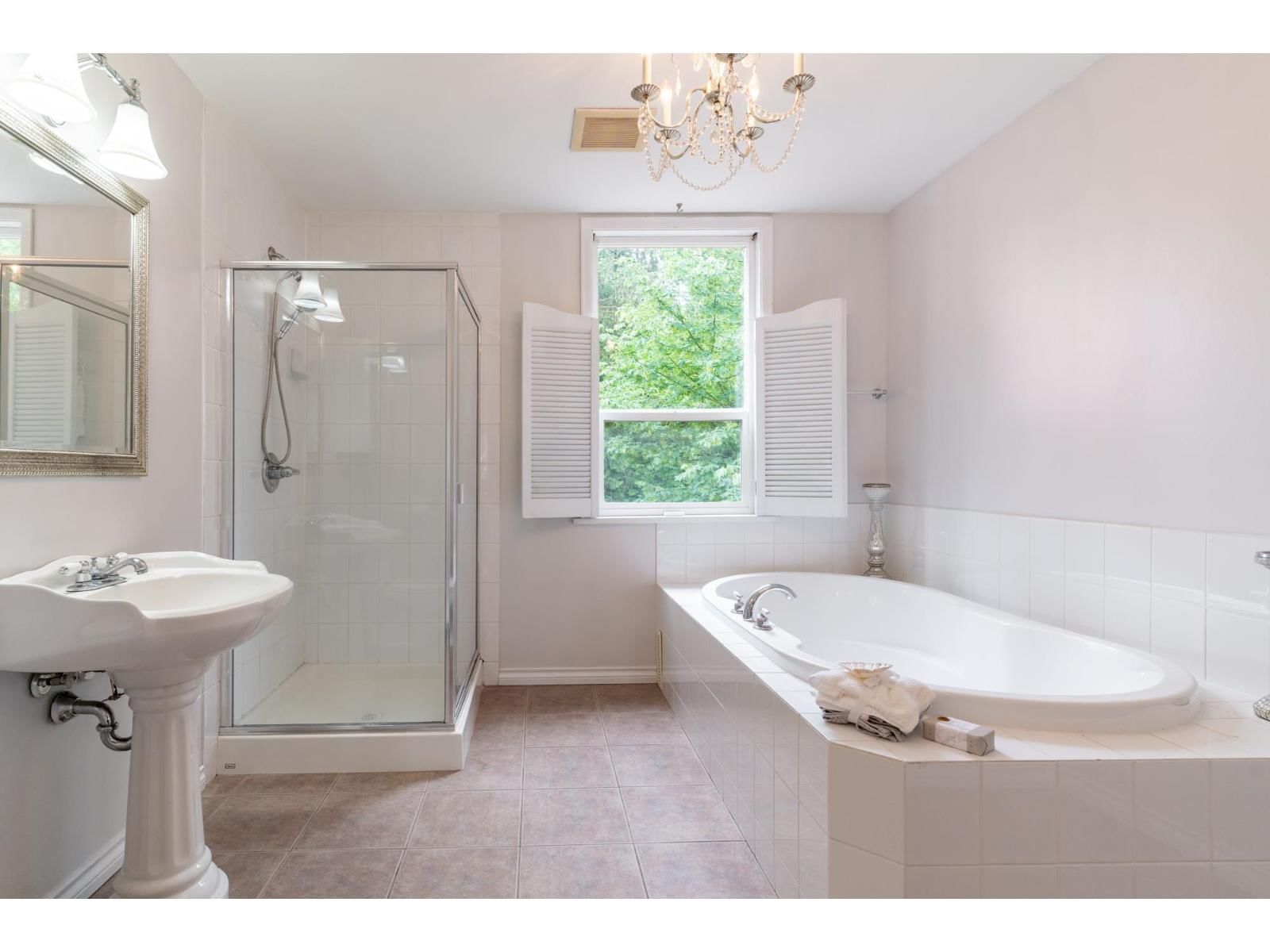 8649 SUNBURY PLACE Image 15