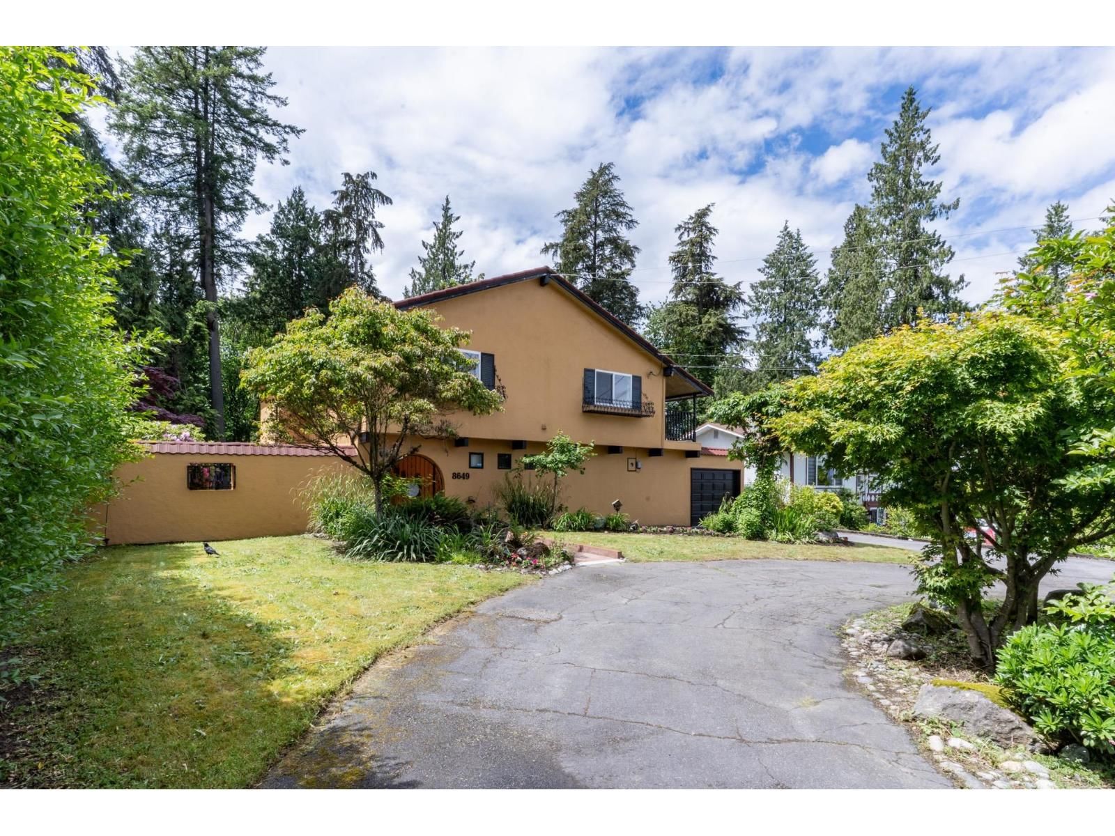 8649 SUNBURY PLACE Image 2