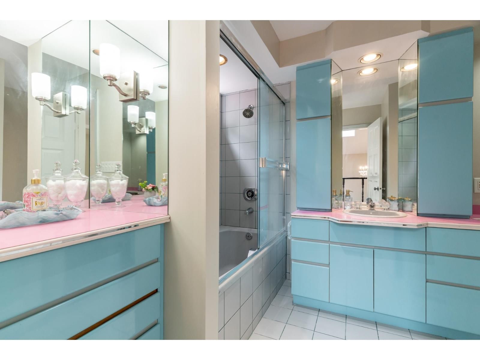 8649 SUNBURY PLACE Image 22