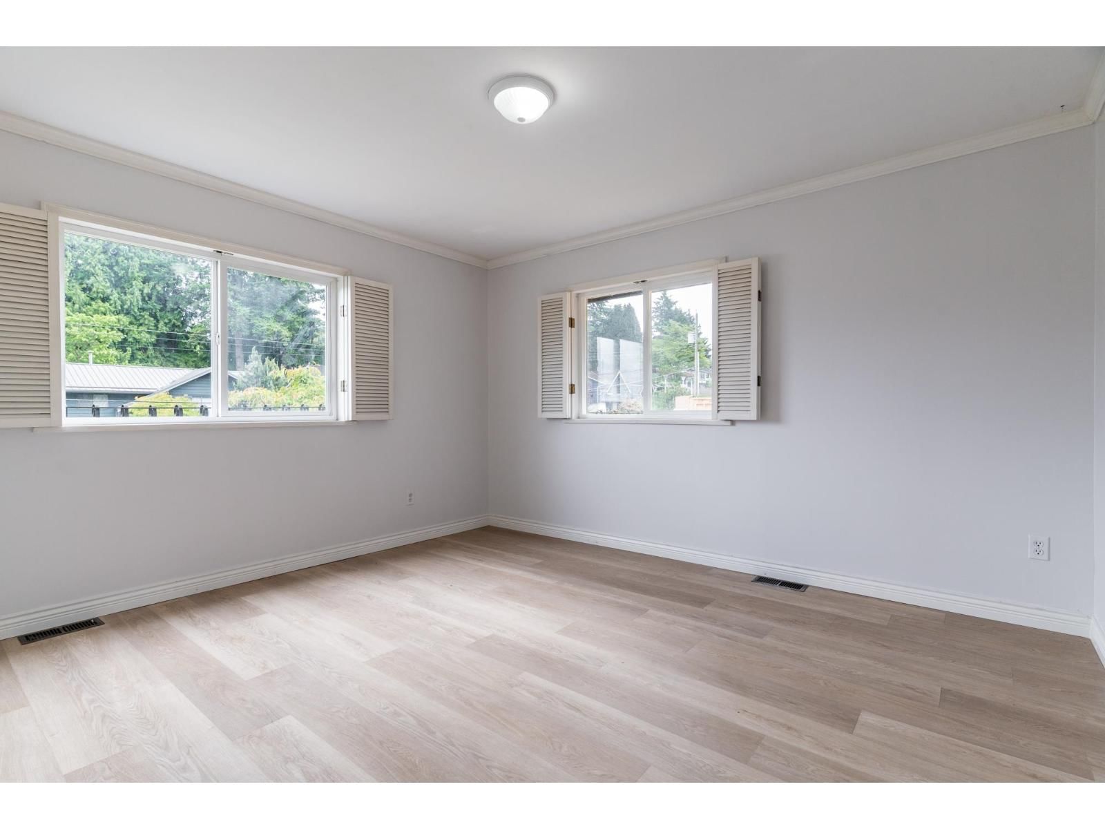 8649 SUNBURY PLACE Image 23