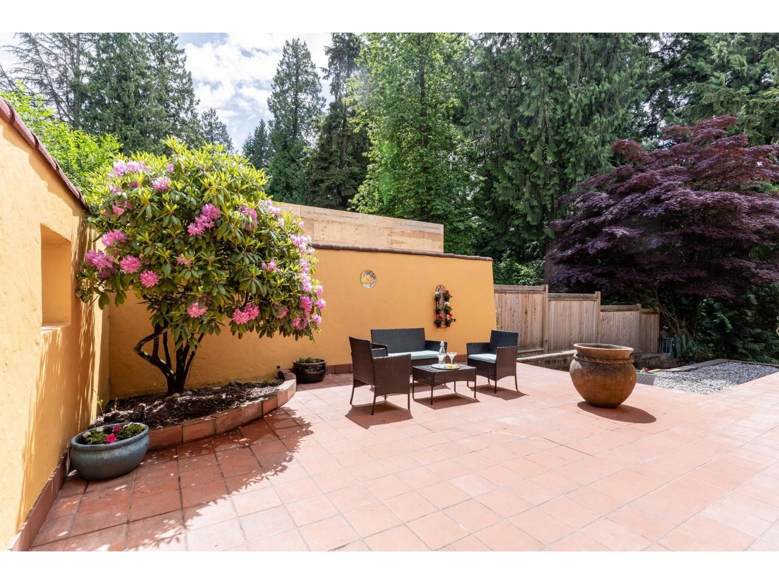 8649 SUNBURY PLACE Image 32