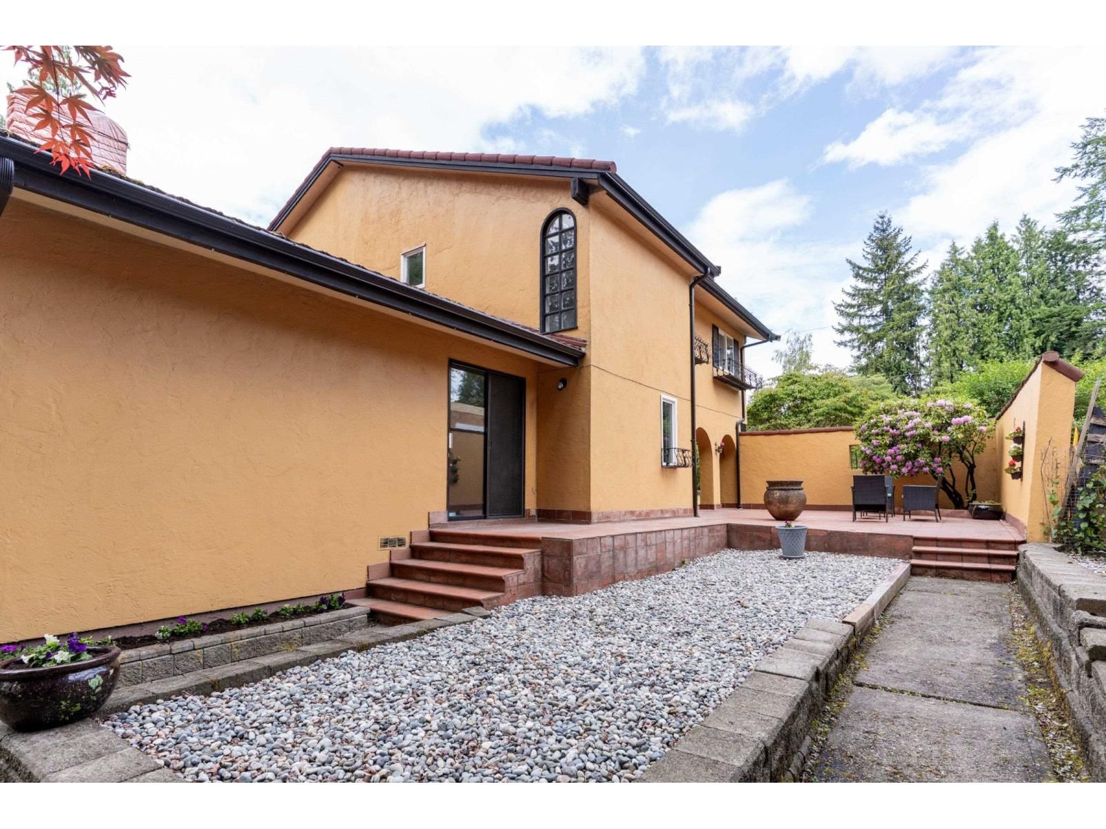 8649 SUNBURY PLACE Image 34