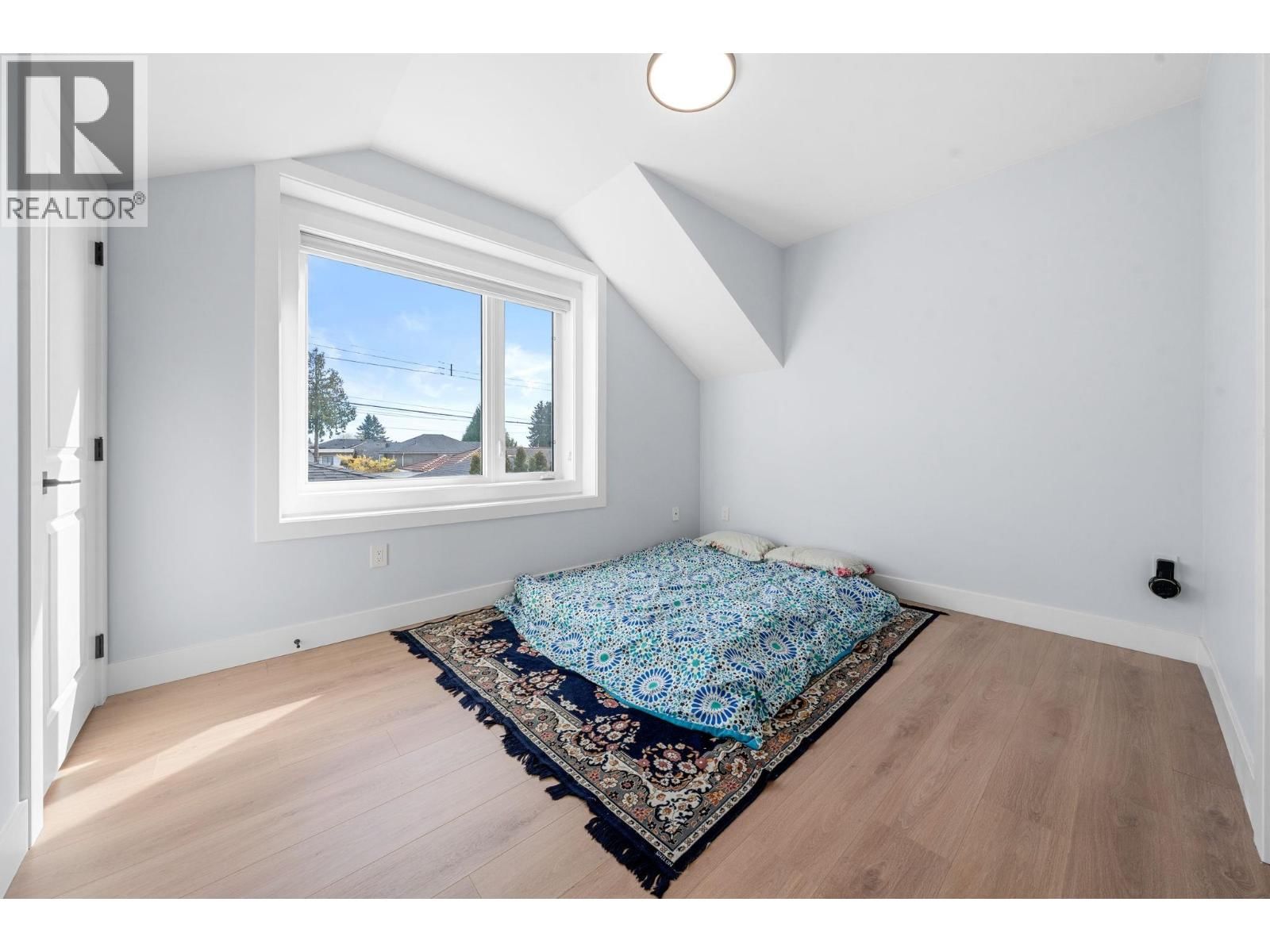 1548 41ST AVENUE Image 30